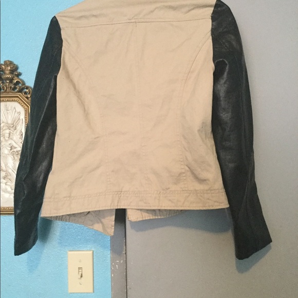 Jacket - Picture 4 of 4